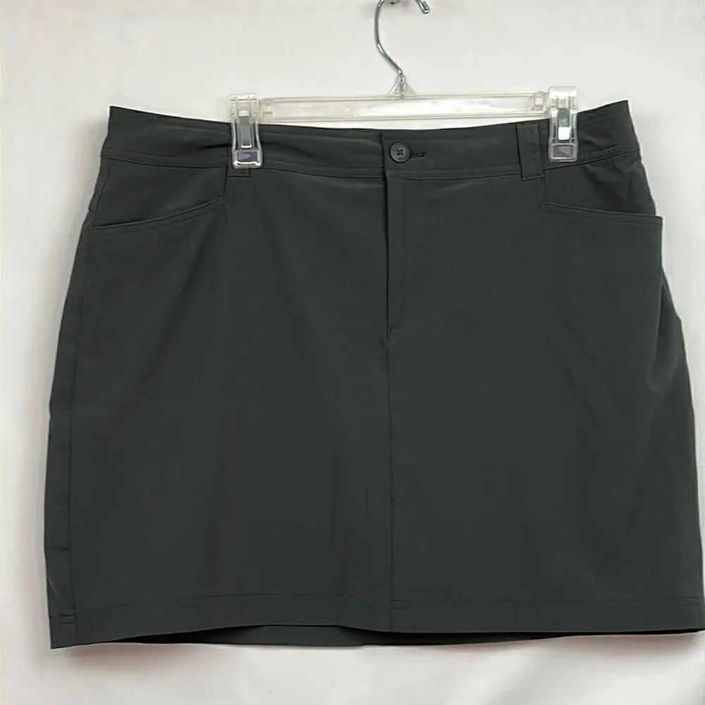 Eddie Bauer Gray Skort size 14 EUC